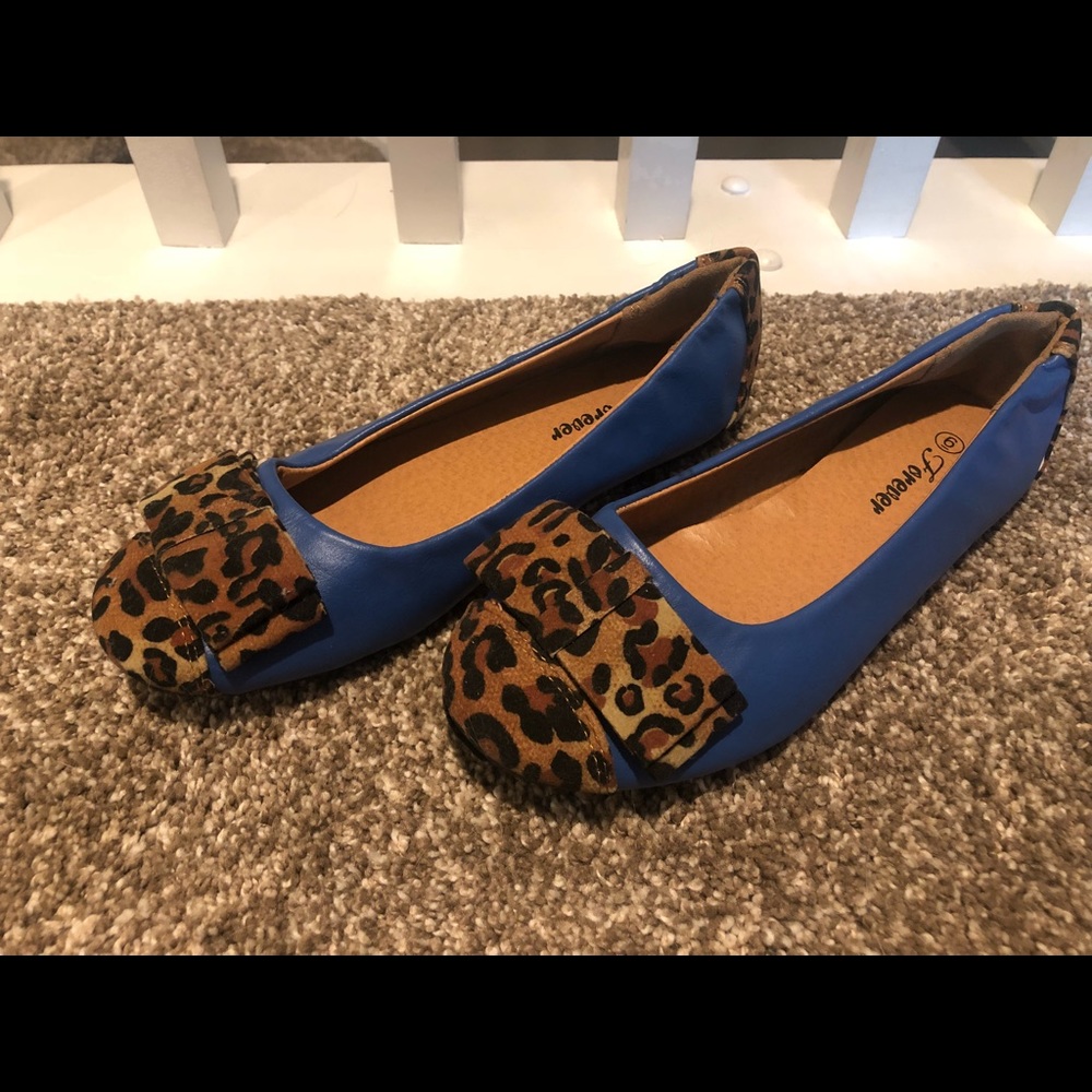 Blue leopard flats